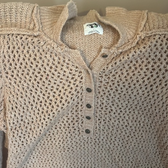 We the Free | Large | Open Knit | Sweater - Picture 3 of 3